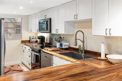 3700 S Osprey Avenue Sarasota FL 34239