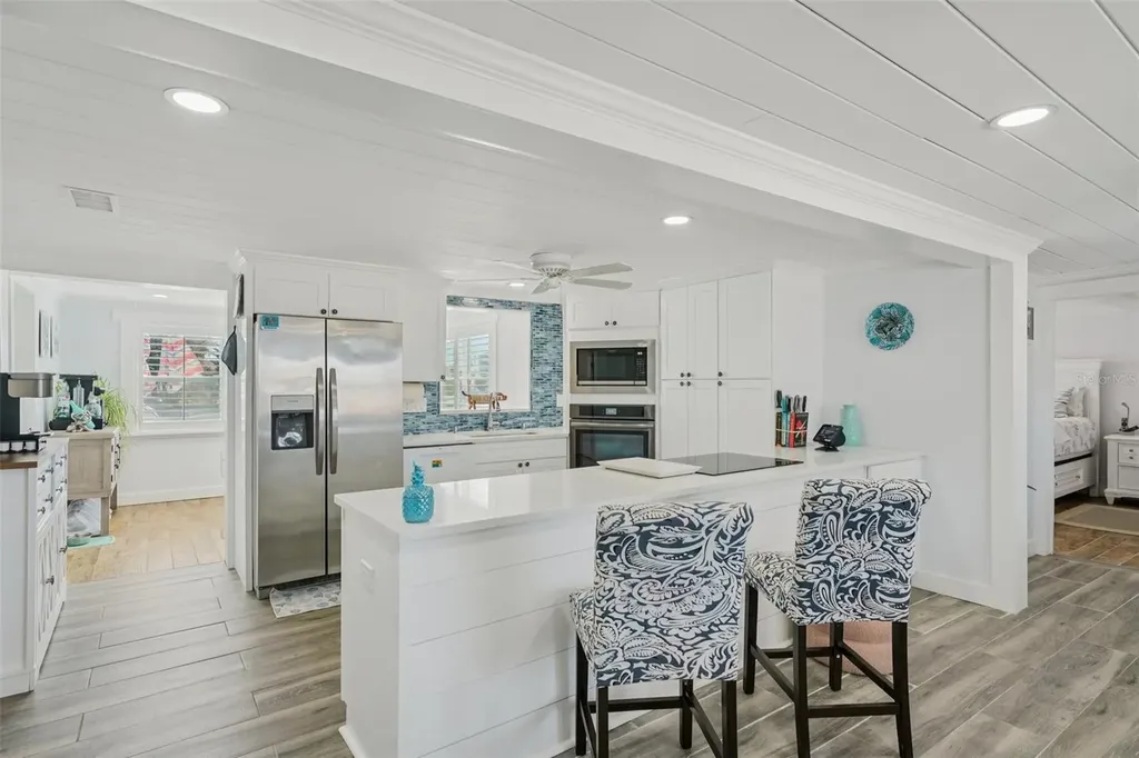 13700 Leslie Drive Hudson FL 34667