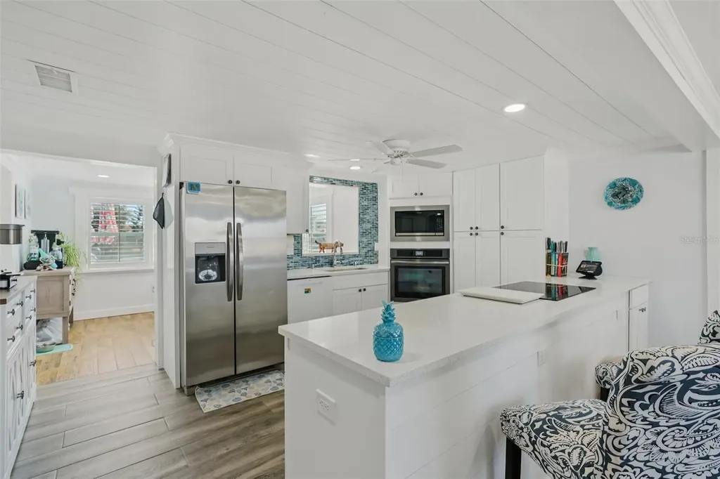 13700 Leslie Drive Hudson FL 34667