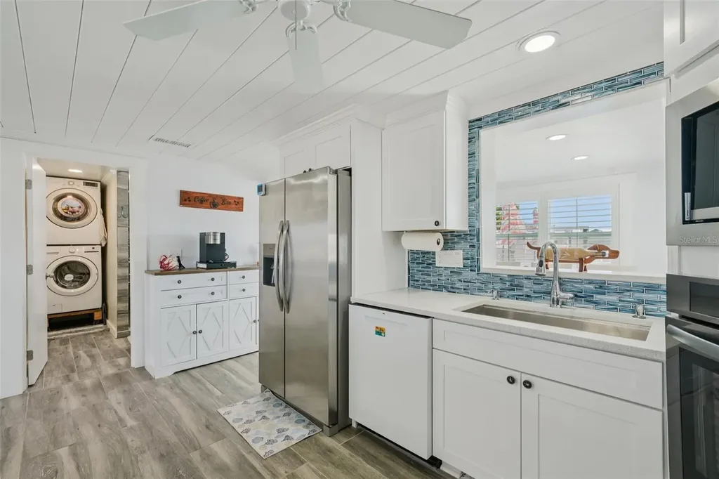 13700 Leslie Drive Hudson FL 34667