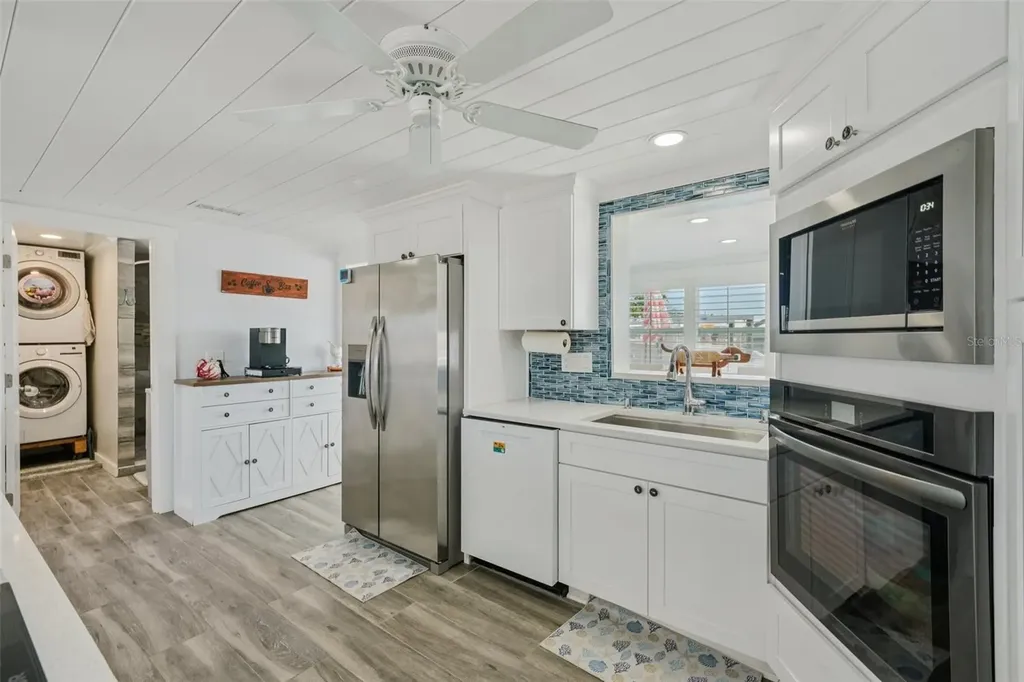 13700 Leslie Drive Hudson FL 34667