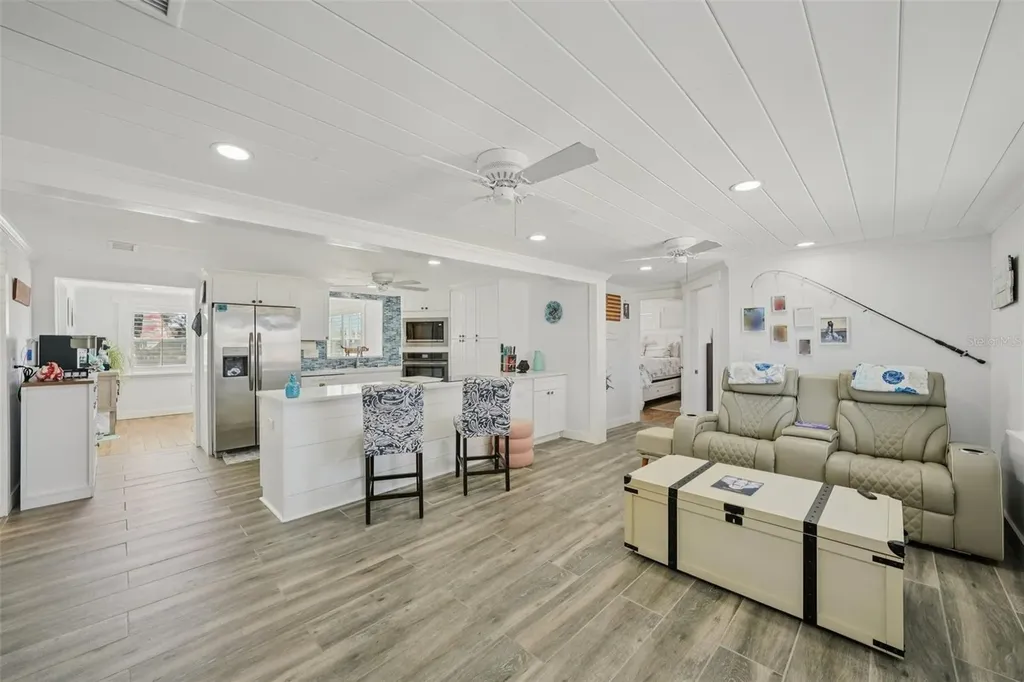 13700 Leslie Drive Hudson FL 34667