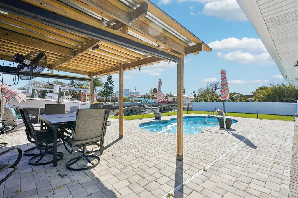 13700 Leslie Drive Hudson FL 34667