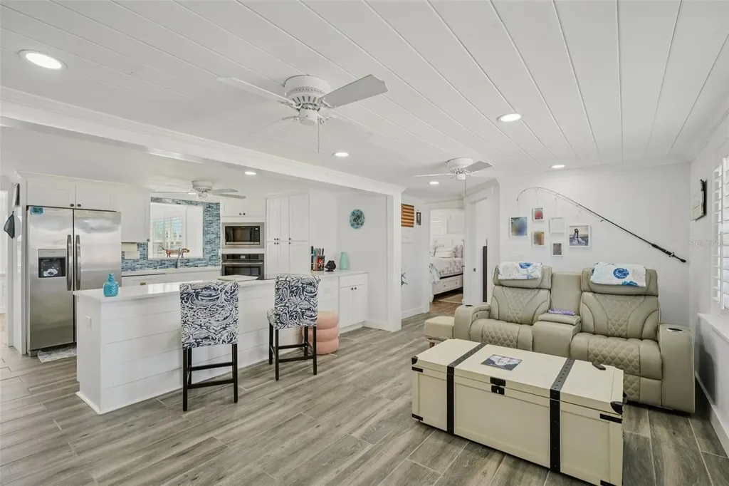 13700 Leslie Drive Hudson FL 34667
