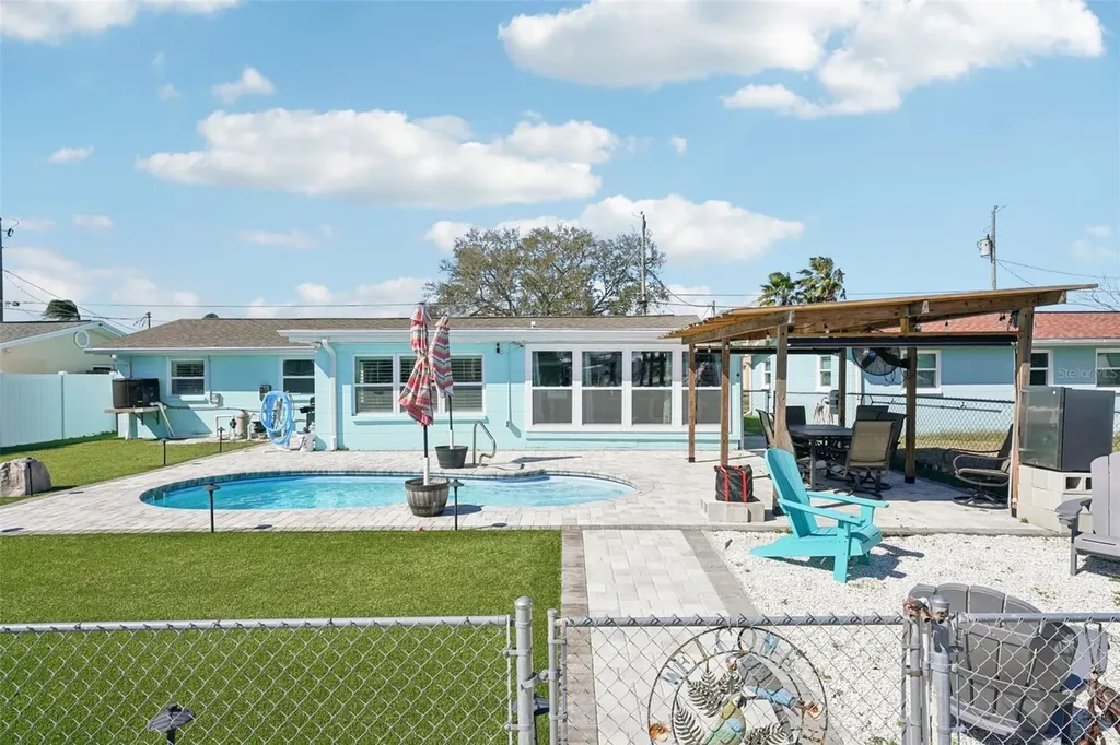 13700 Leslie Drive Hudson FL 34667