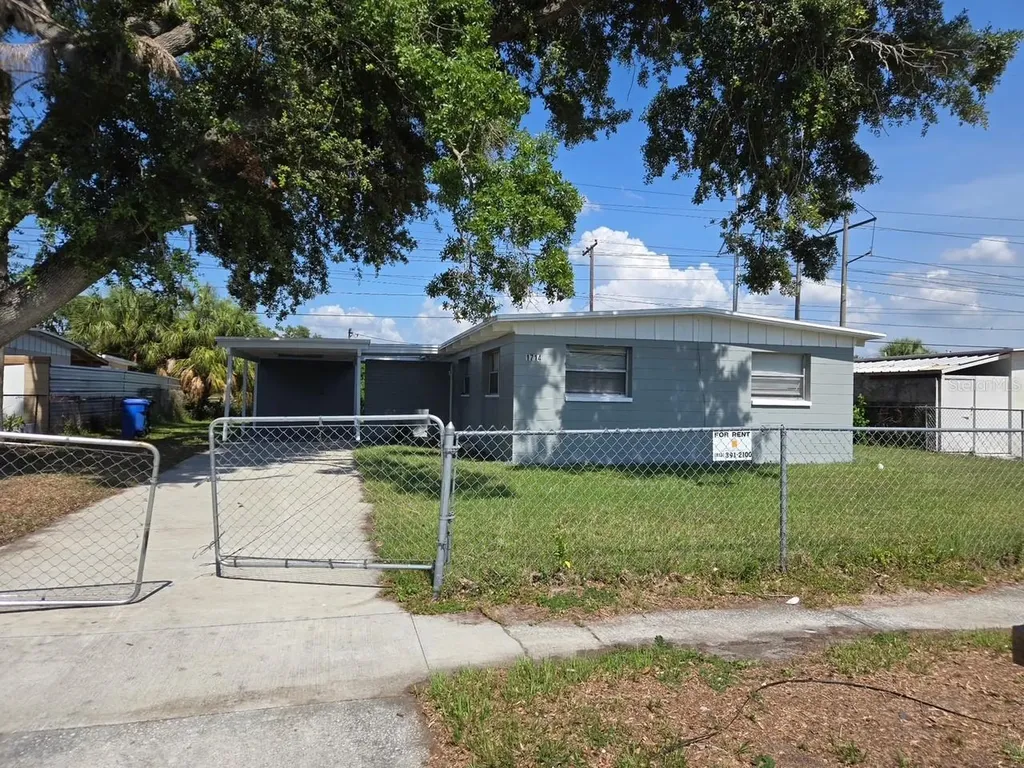 1714 Windsor Way Tampa FL 33619
