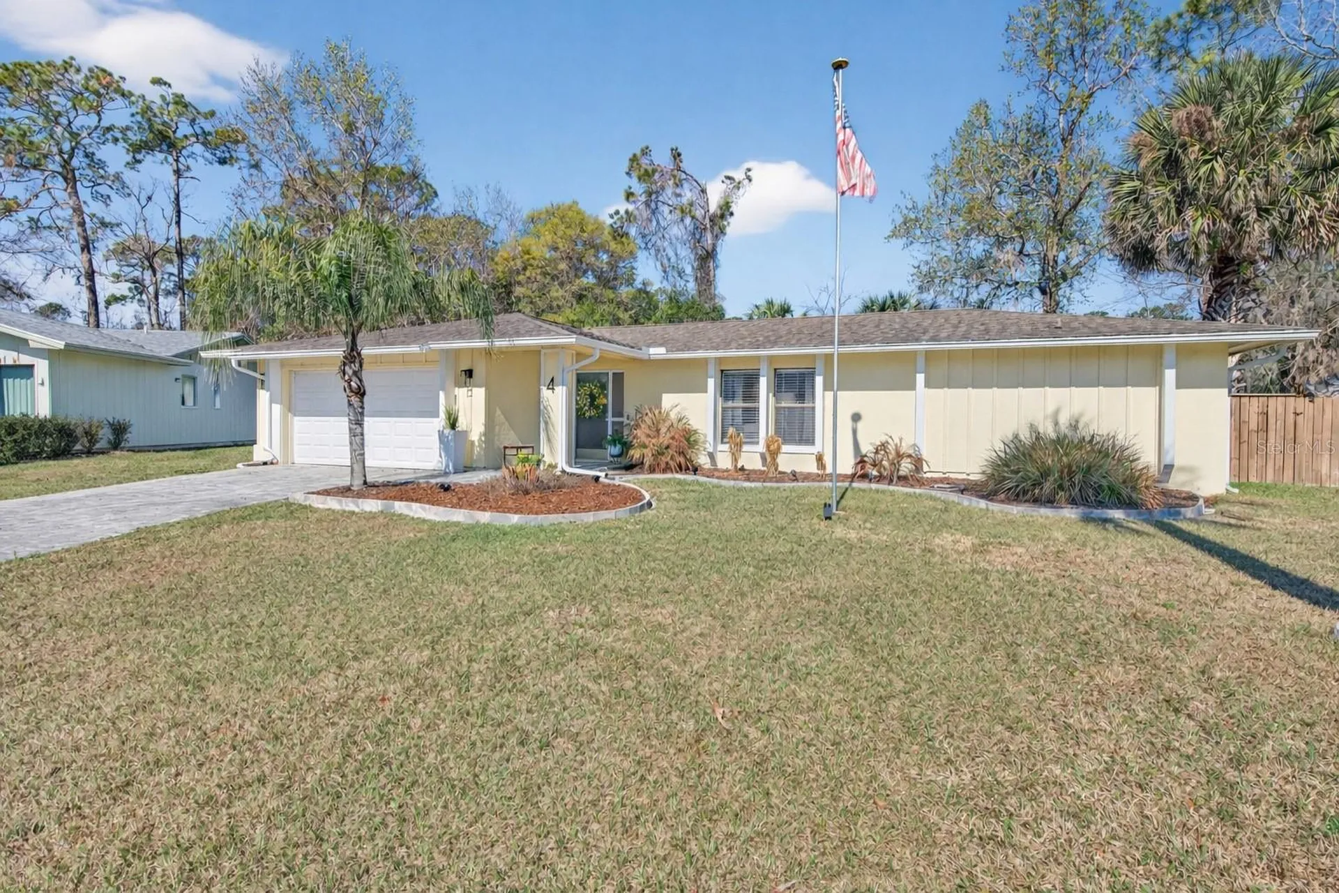 4 Blakeview Court Palm Coast FL 32137