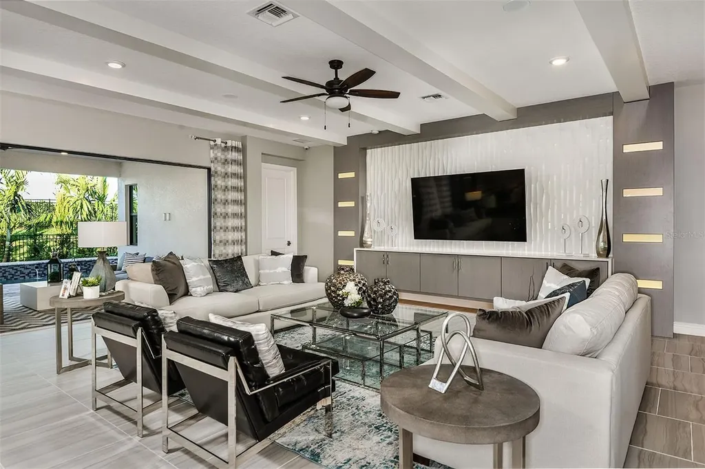 5066 Simons Court Lakewood Ranch FL 34211