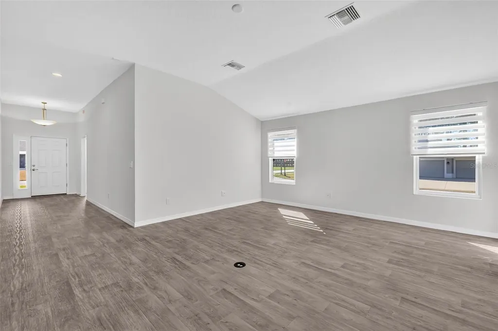 11380 Soutar Avenue Oxford FL 34484