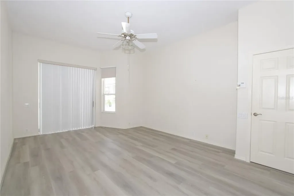 2319 Sunview Avenue Valrico FL 33596