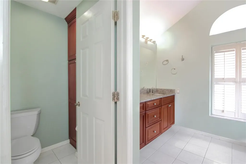 2319 Sunview Avenue Valrico FL 33596
