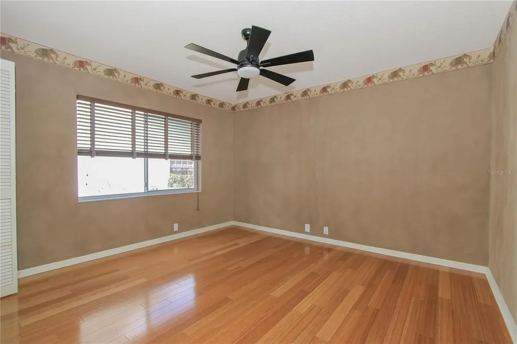 2319 Sunview Avenue Valrico FL 33596
