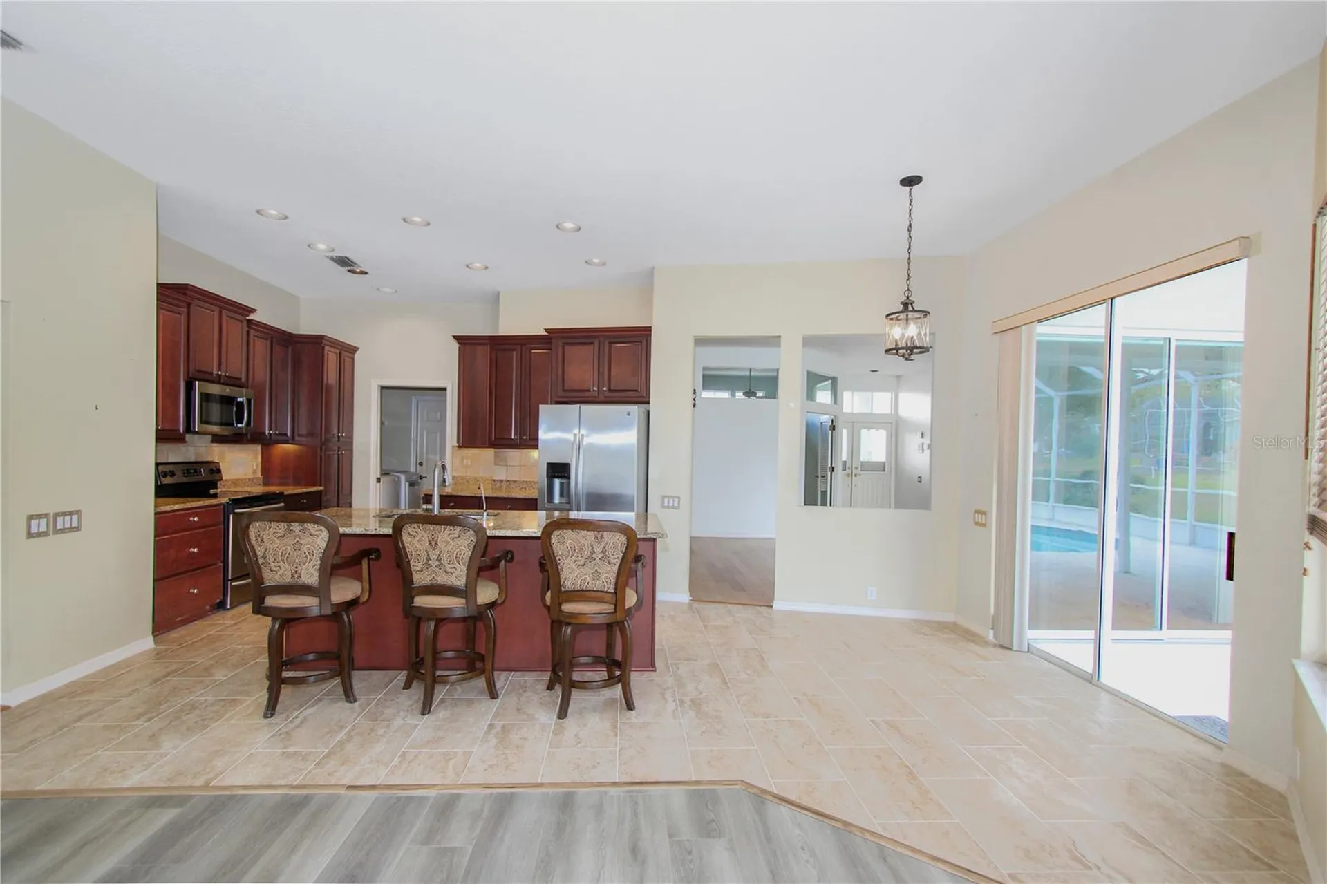 2319 Sunview Avenue Valrico FL 33596