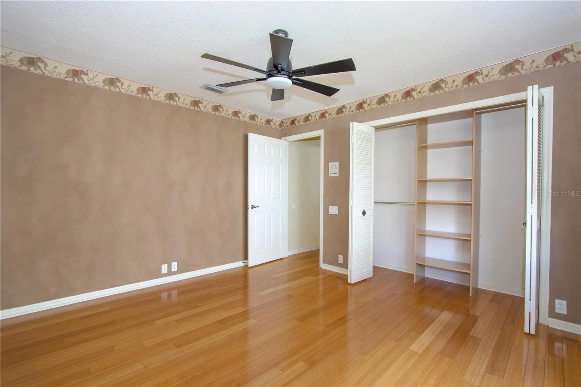 2319 Sunview Avenue Valrico FL 33596