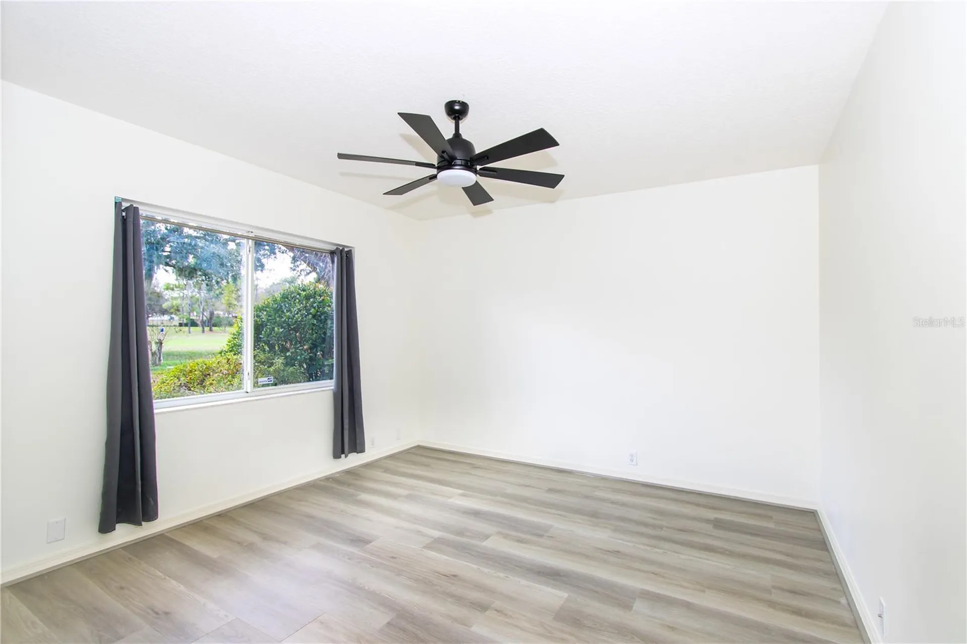 2319 Sunview Avenue Valrico FL 33596