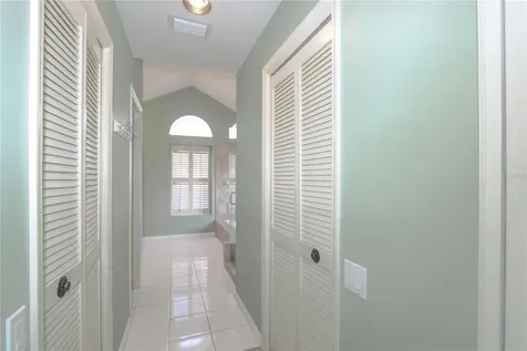 2319 Sunview Avenue Valrico FL 33596
