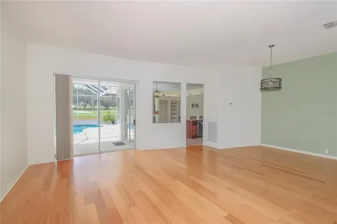 2319 Sunview Avenue Valrico FL 33596