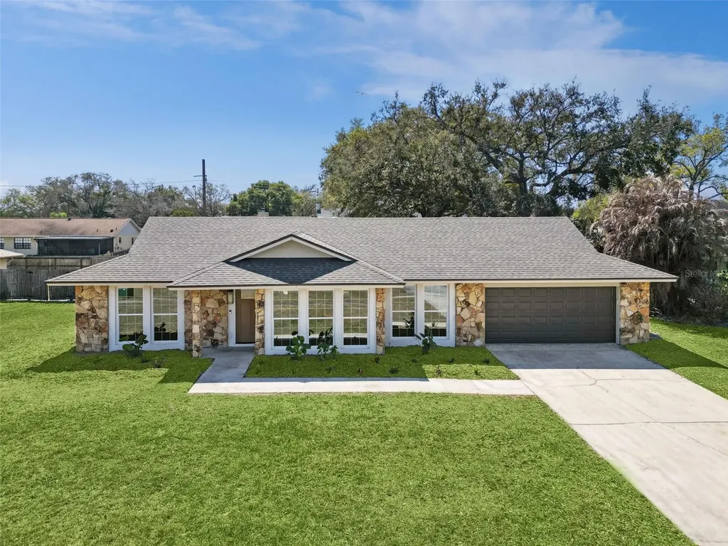 1634 Wind Willow Road Belle Isle FL 32809