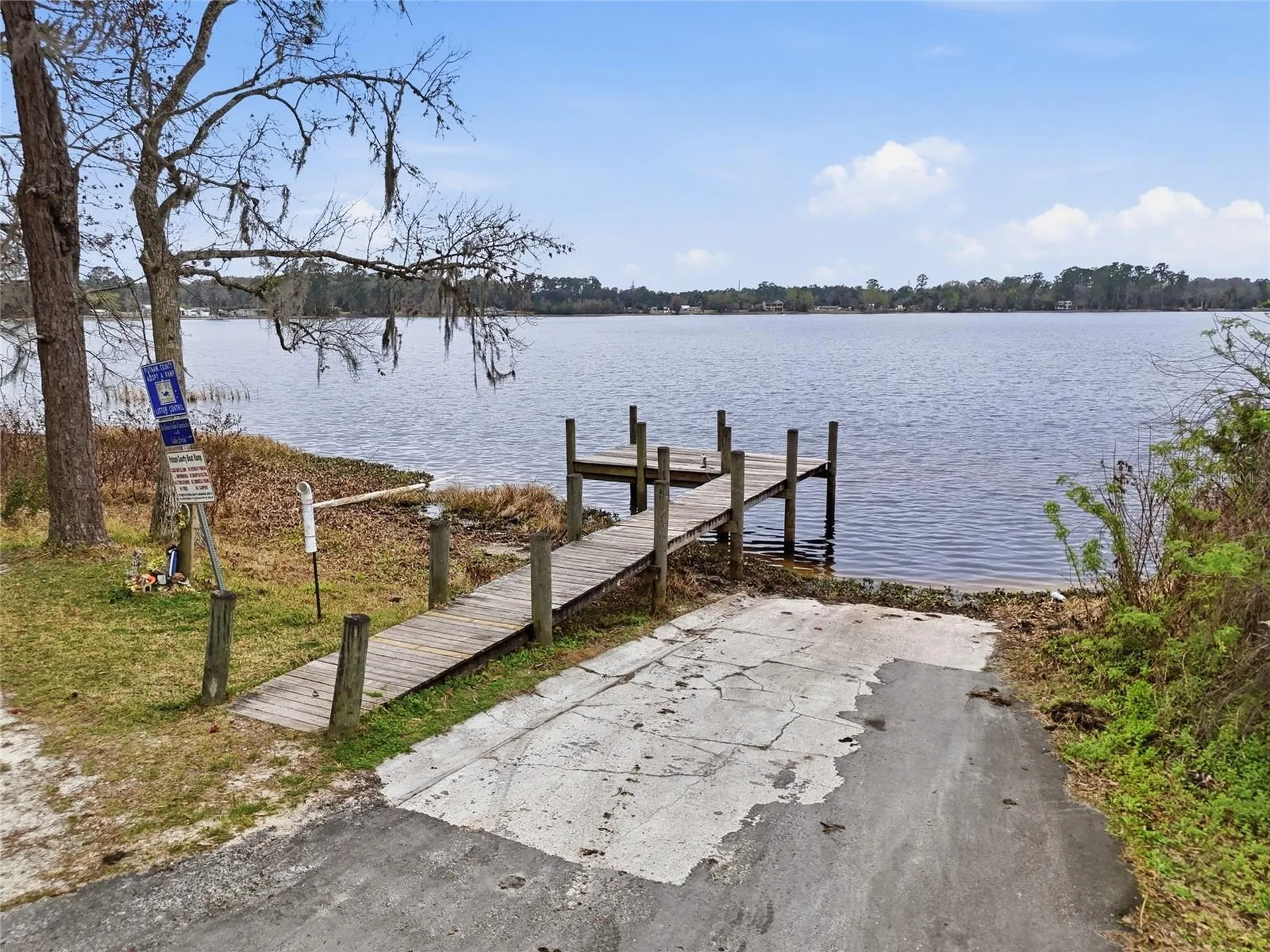 Sharon Street Interlachen FL 32148