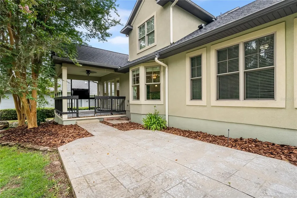 11067 NW 18th Road Gainesville FL 32606