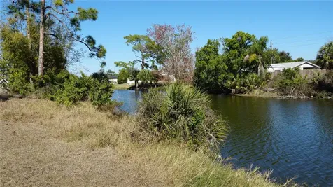 3552 Middletown Street Port Charlotte FL 33952