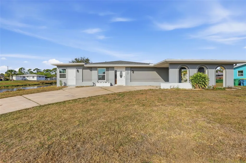 1621 Sheehan Boulevard Port Charlotte FL 33952
