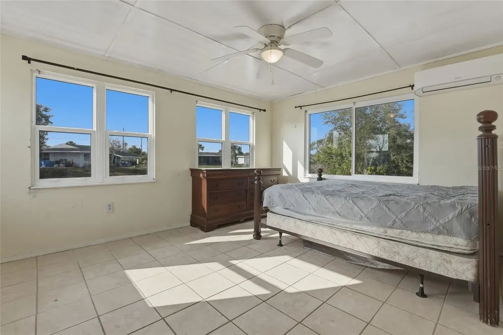 1621 Sheehan Boulevard Port Charlotte FL 33952
