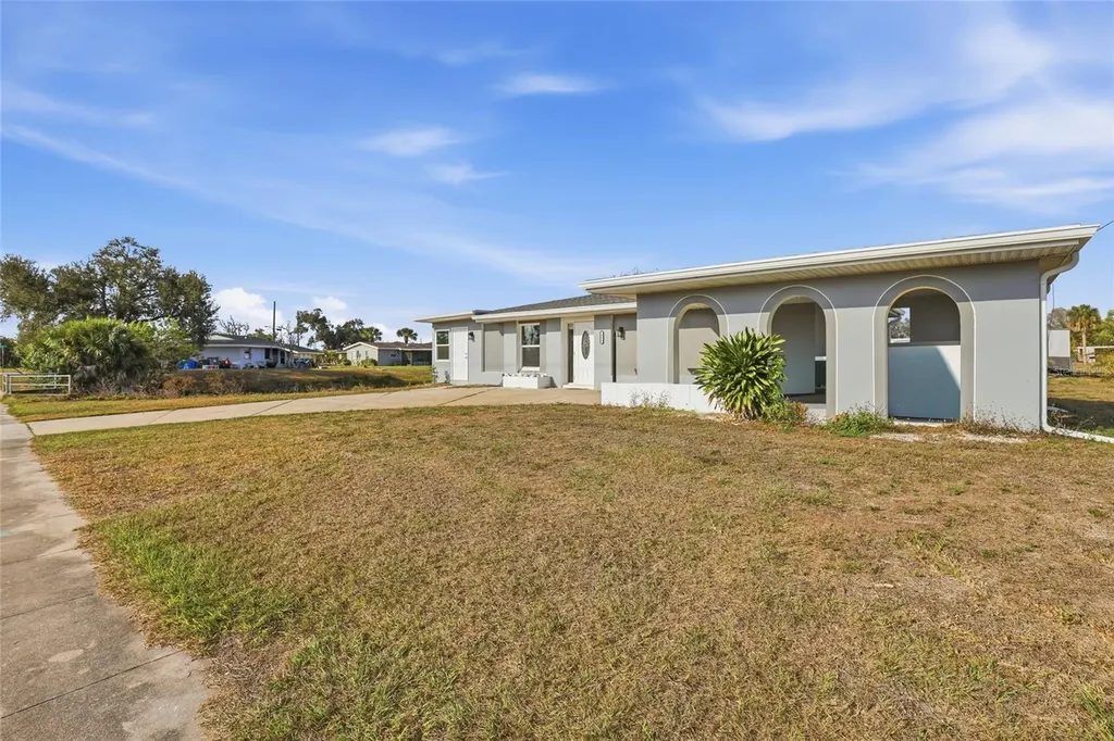 1621 Sheehan Boulevard Port Charlotte FL 33952