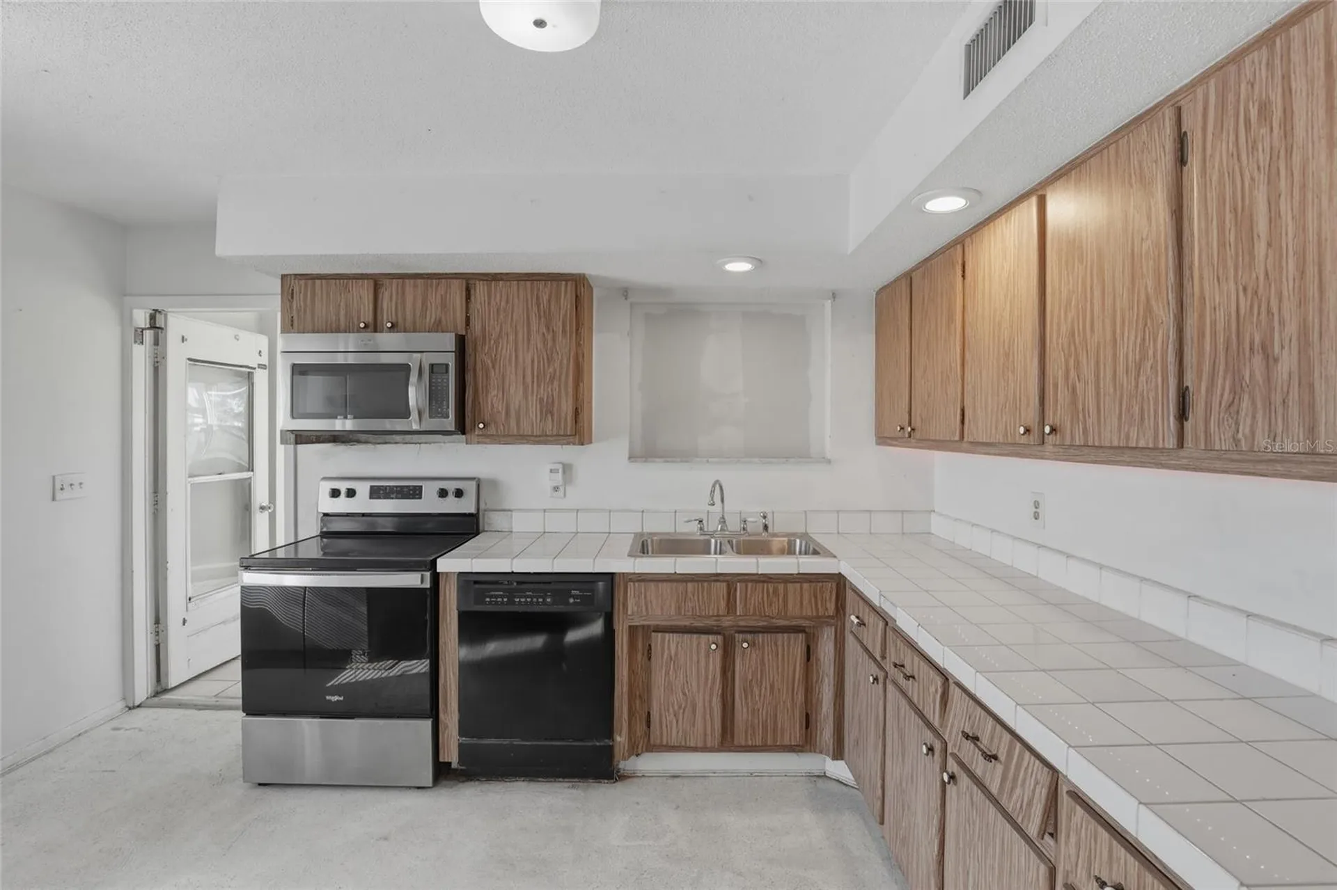 1621 Sheehan Boulevard Port Charlotte FL 33952