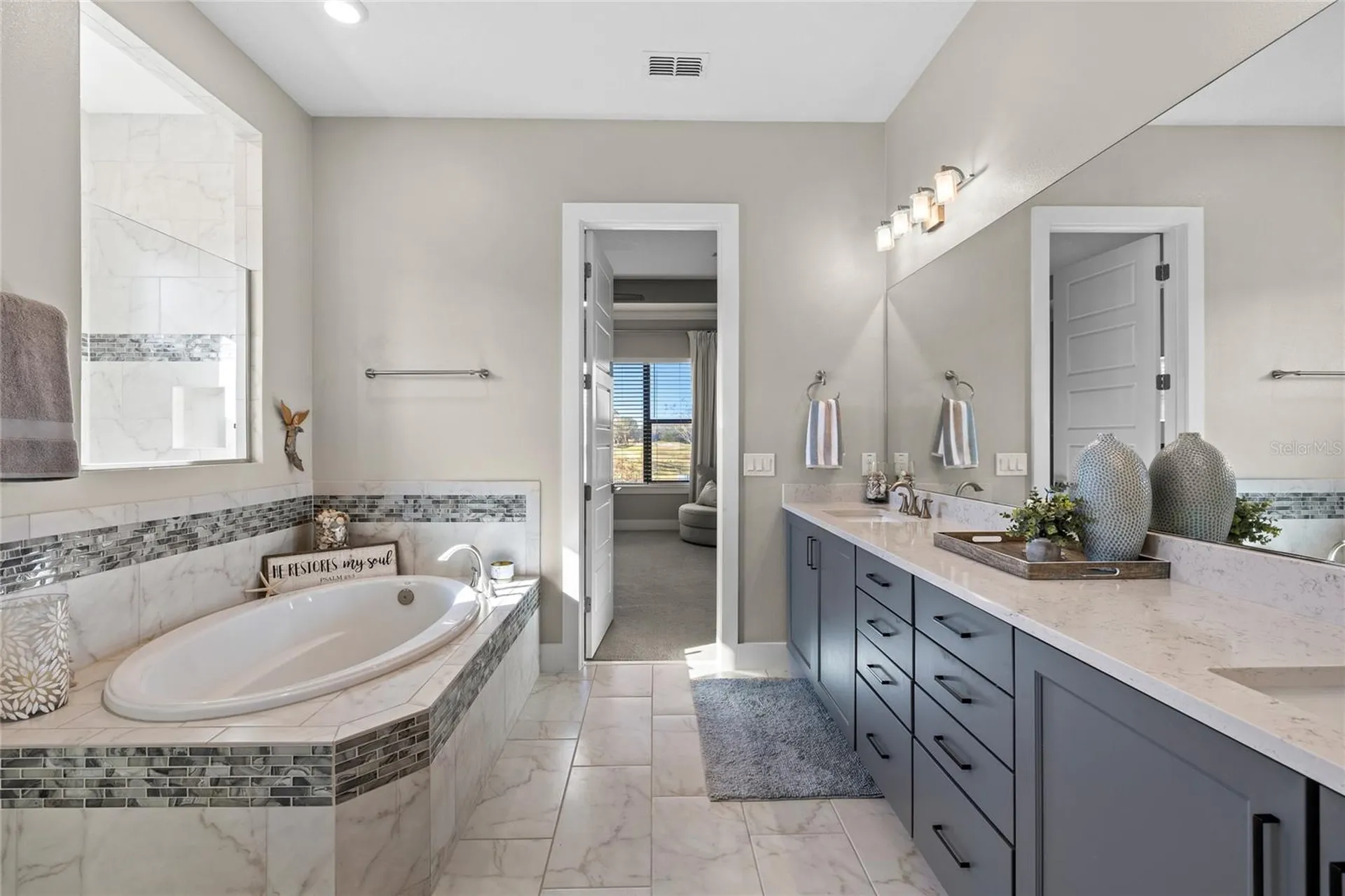 25620 Grandview Pointe Sorrento FL 32776