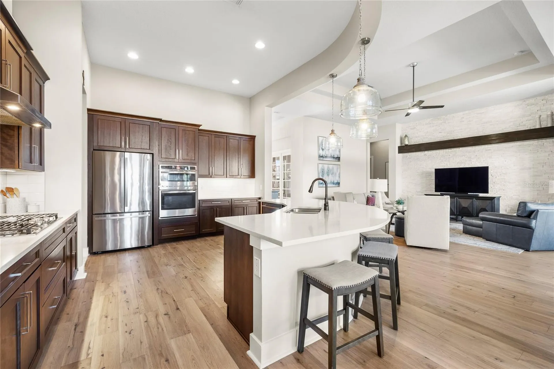 25620 Grandview Pointe Sorrento FL 32776