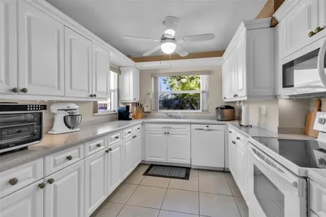 4704 Independence Drive Bradenton FL 34210