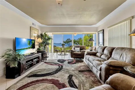 4704 Independence Drive Bradenton FL 34210