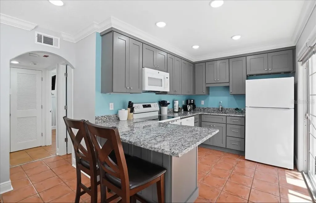 1325 Gulf Drive N Bradenton Beach FL 34217