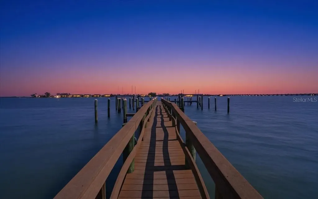 1325 Gulf Drive N Bradenton Beach FL 34217