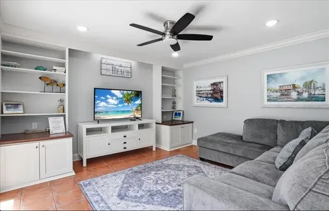 1325 Gulf Drive N Bradenton Beach FL 34217