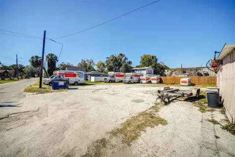 5202 N Nebraska Avenue E Tampa FL 33603