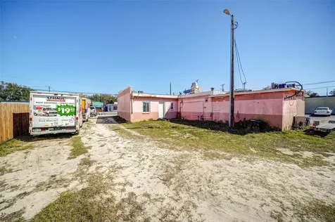 5202 N Nebraska Avenue E Tampa FL 33603