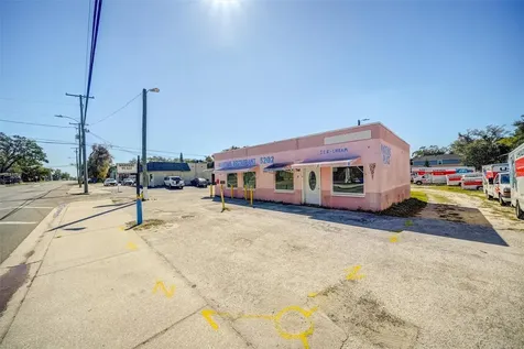 5202 N Nebraska Avenue E Tampa FL 33603