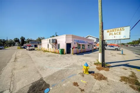 5202 N Nebraska Avenue E Tampa FL 33603