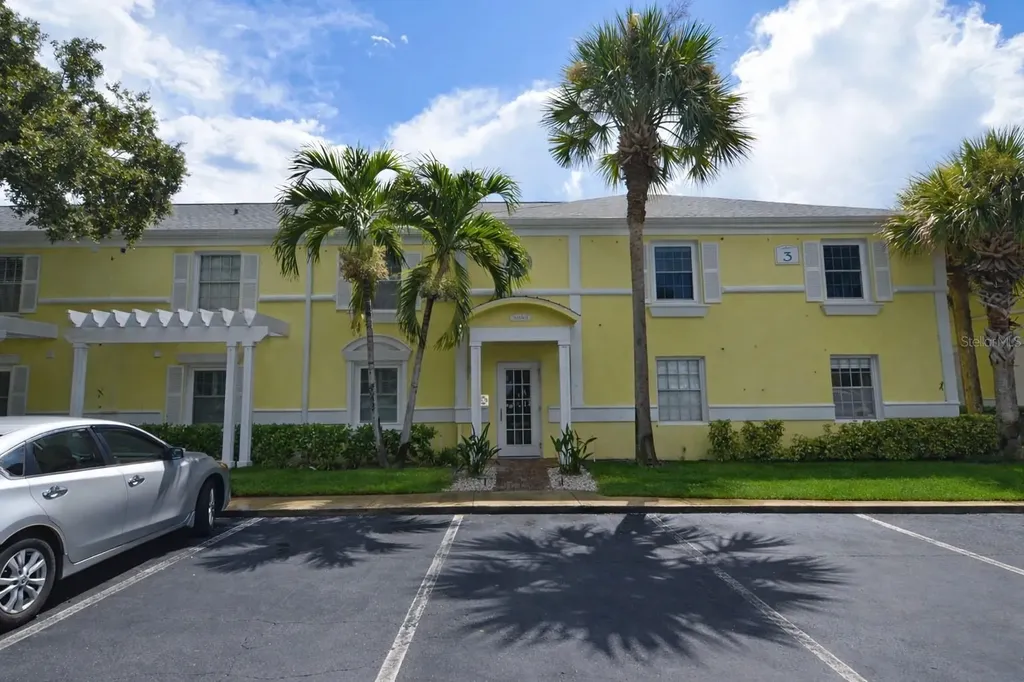 5048 Beach Drive SE St Petersburg FL 33705