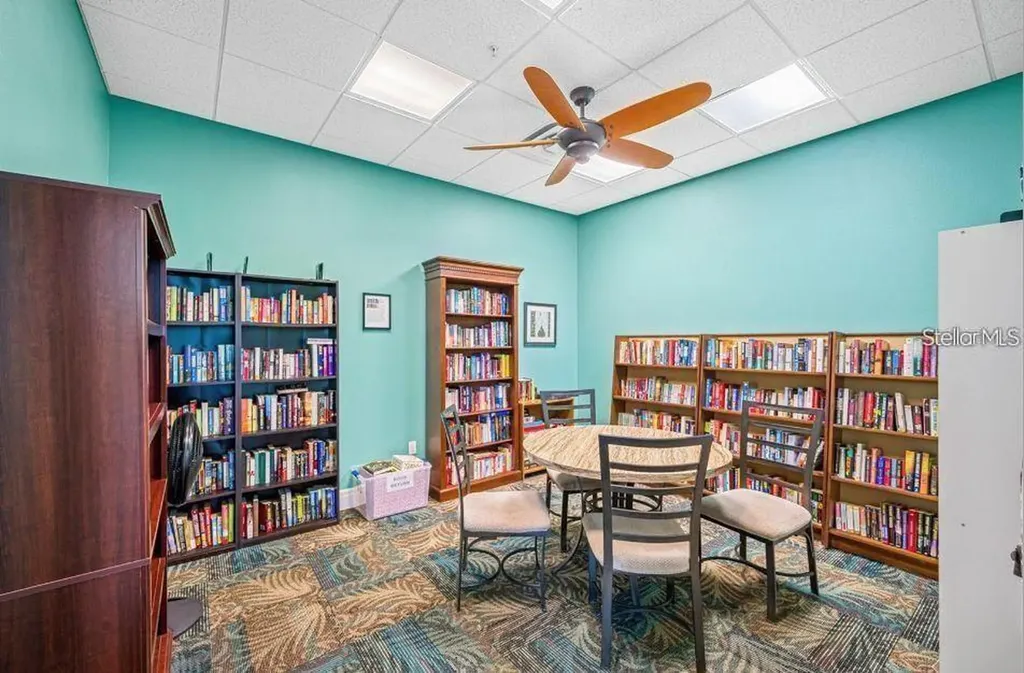 5048 Beach Drive SE St Petersburg FL 33705