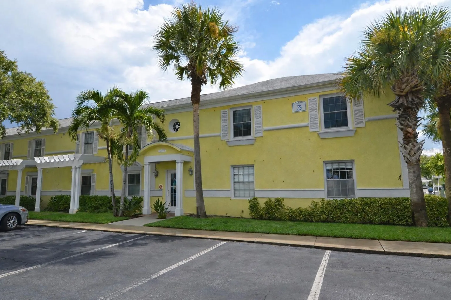 5048 Beach Drive SE St Petersburg FL 33705