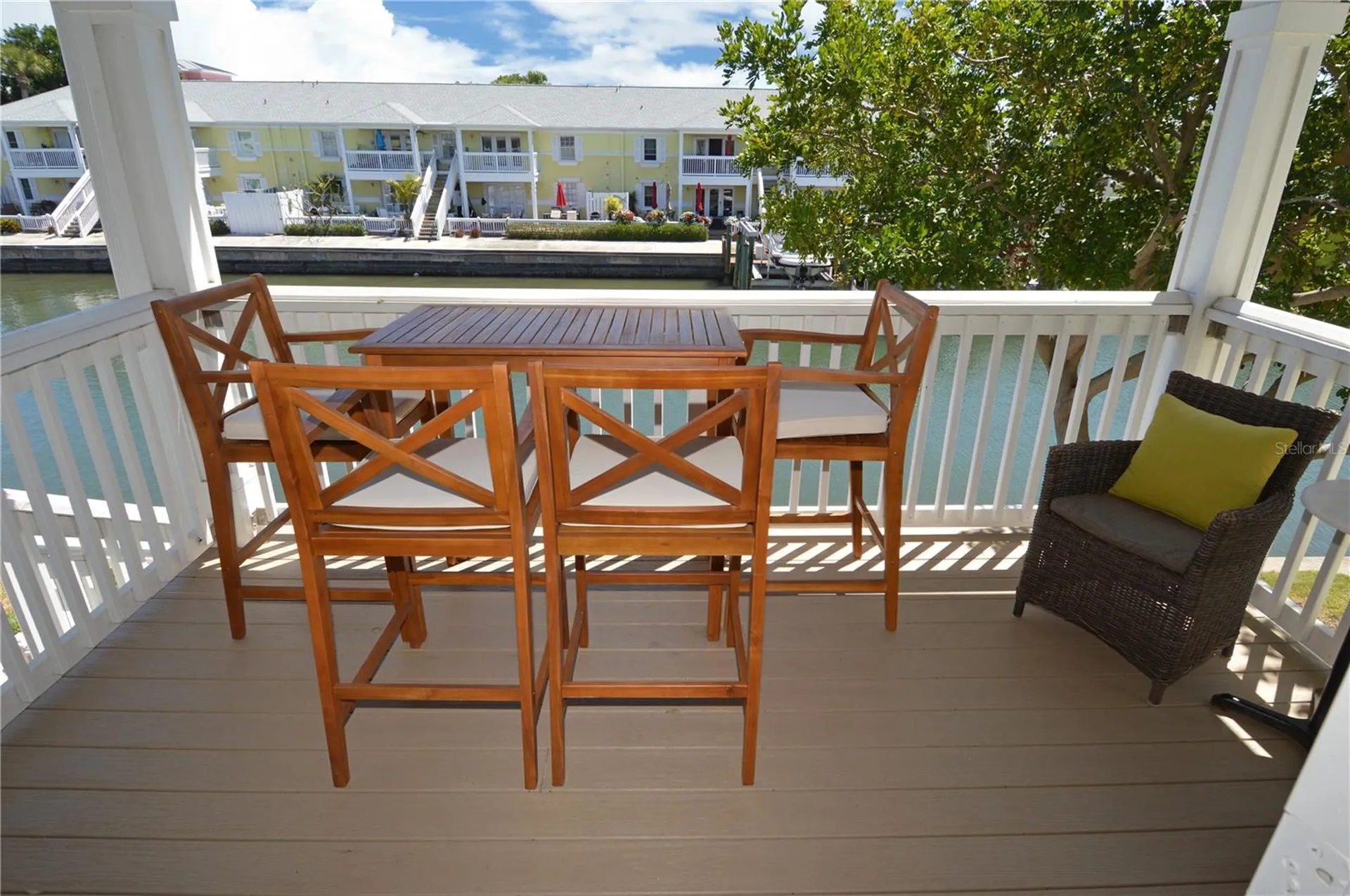 5048 Beach Drive SE St Petersburg FL 33705