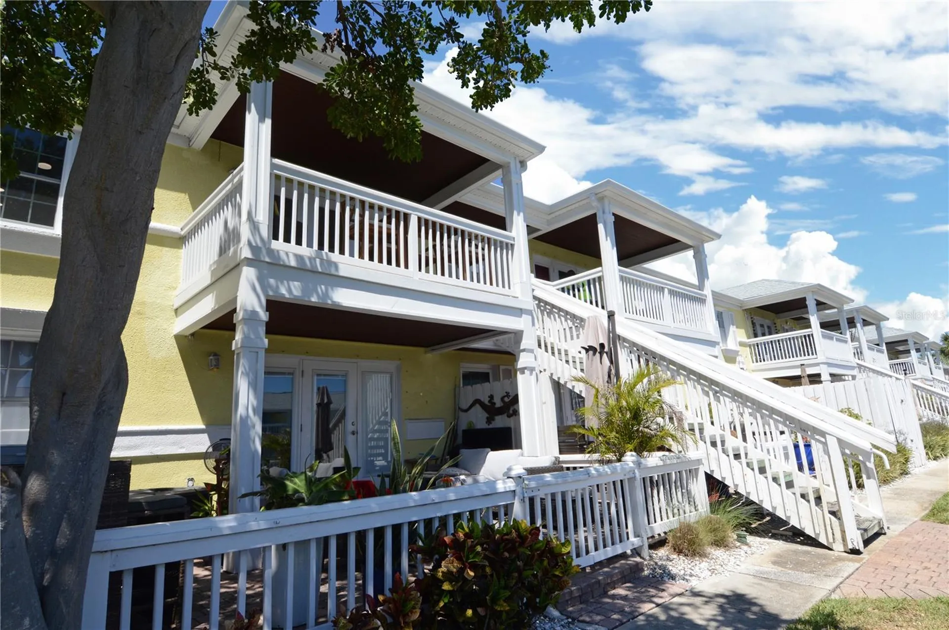 5048 Beach Drive SE St Petersburg FL 33705