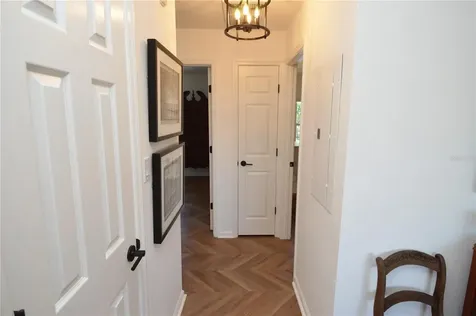 5048 Beach Drive SE St Petersburg FL 33705