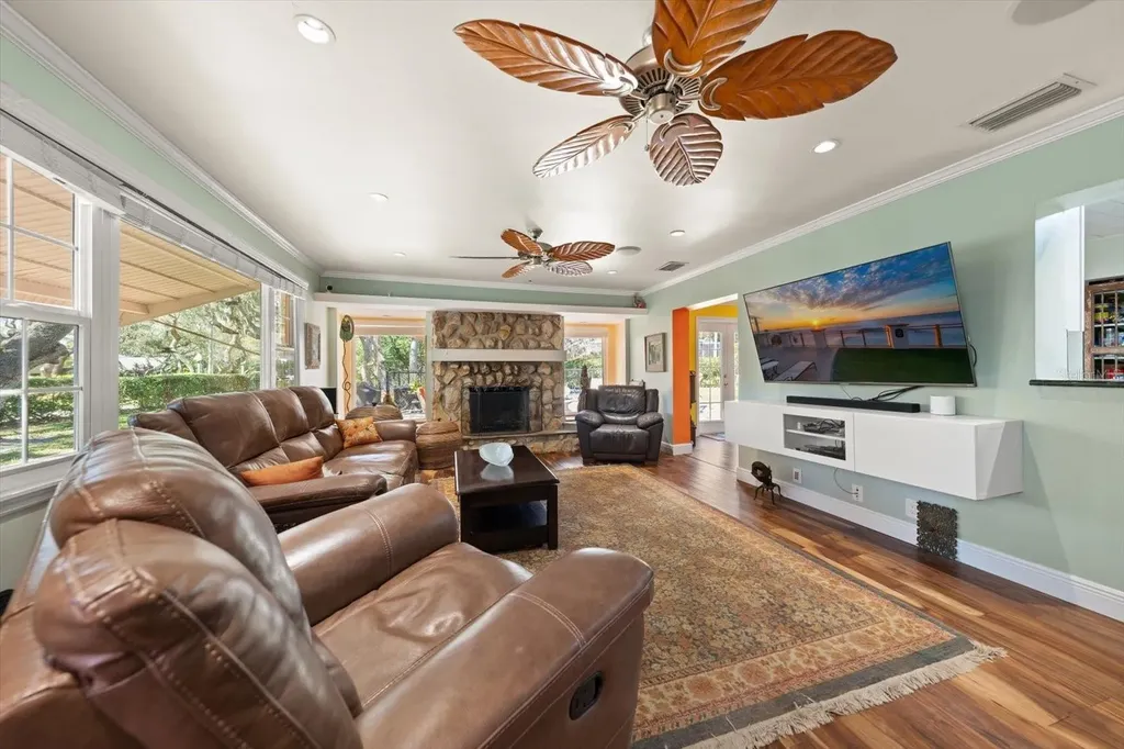 1921 Cardinal Road Dunedin FL 34698