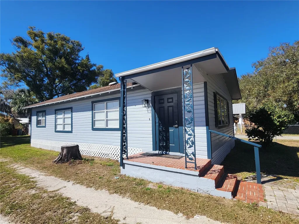 1001 Powell Street Plant City FL 33563