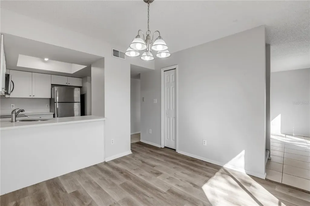 1124 Mill Run Circle Apopka FL 32703