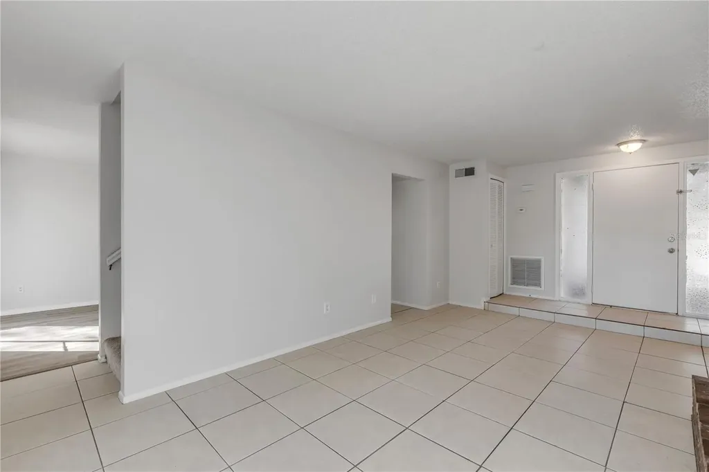 1124 Mill Run Circle Apopka FL 32703